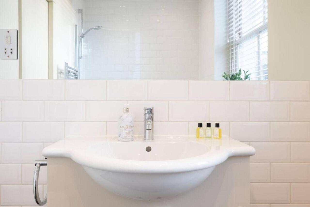Fabulous Notting Hill Spacious Studio Apartment Лондон Екстер'єр фото